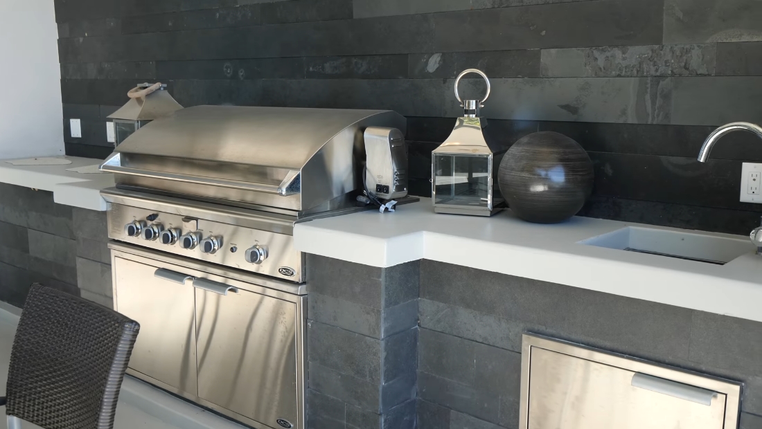 61 Interior Design Photos vs. 1495 Bramwell Rd, West Vancouver Luxury Mansion Tour