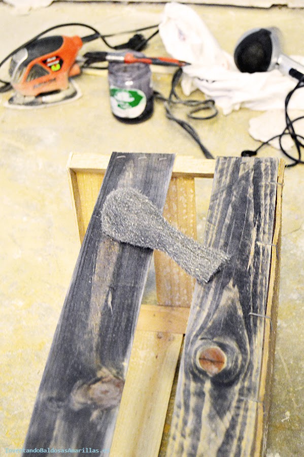 Cómo teñir madera.