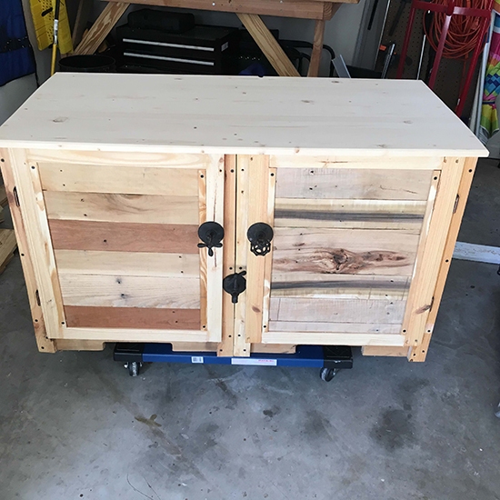 Lemari Kabinet Unik Dari Kayu Palet Bekas 1000 Inspirasi Desain Image Courtesy By 1001pallets
