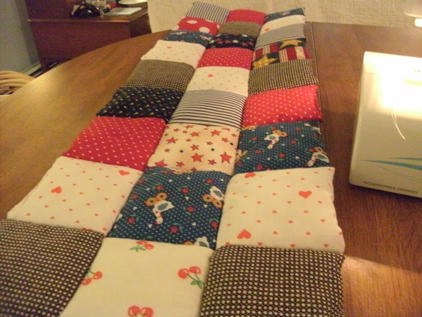 The Musings of Mrs Evans Pillow Puff Quilt