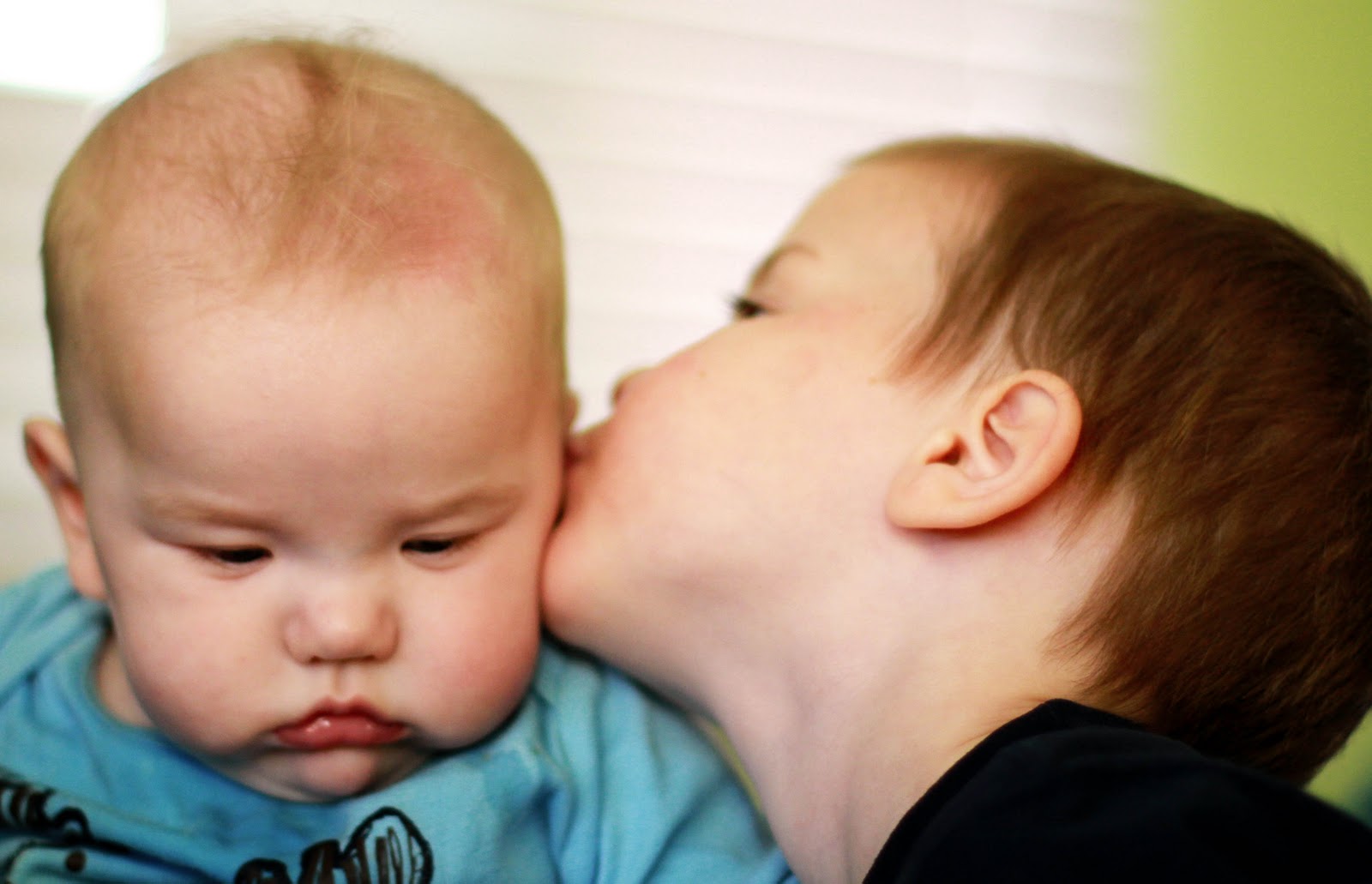 Four in 4..... The Joy of Love Day 15 Kissy Faces