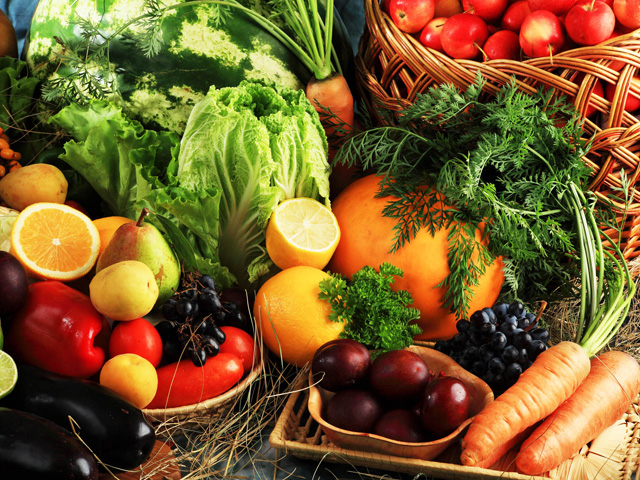 Legumes, verduras e frutas são fontes de carotenóides. Foto: Reprodução