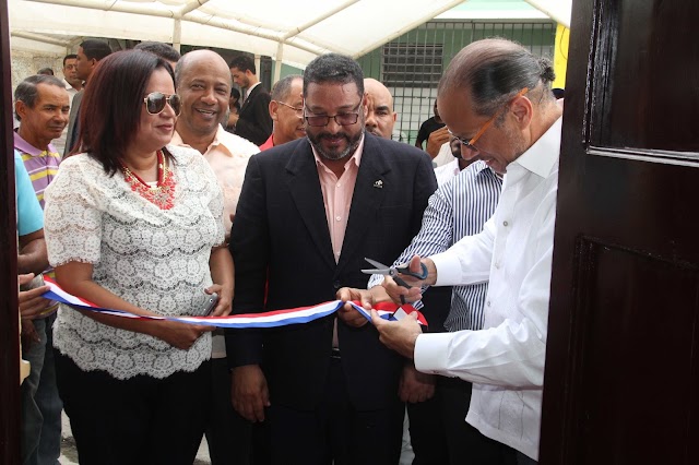 Ministerio de Cultura inaugura remozamiento escuela Armando Dalmasi 