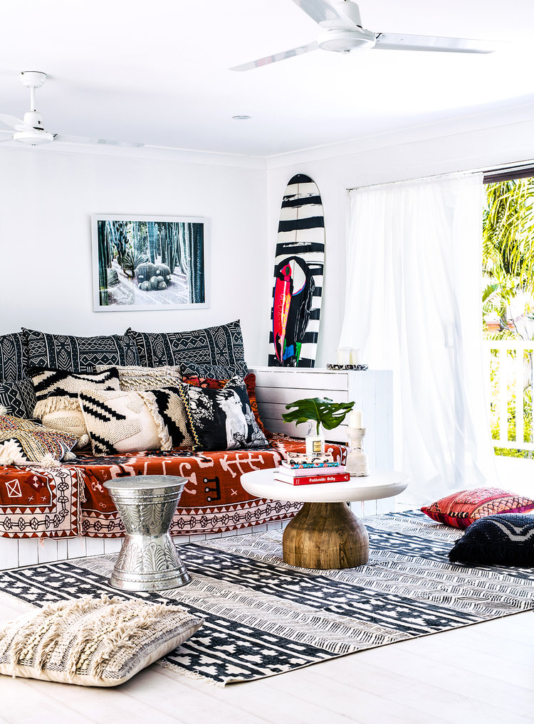 Decoración boho en blanco y negro