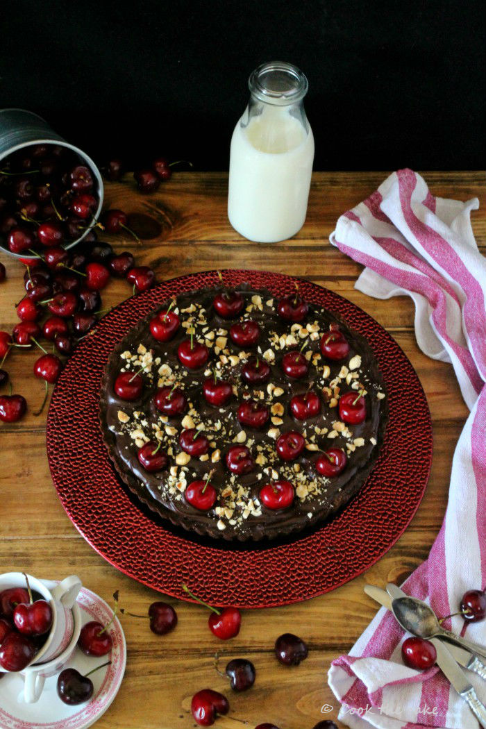 cherry-chocolate-tart, tarta-de-cerezas-chocolate-y-avellanas