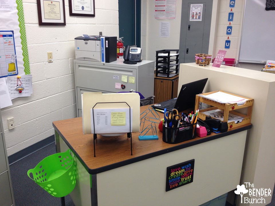 The Bender Bunch: Check Out The Bender Bunch Classroom for 2015-2016