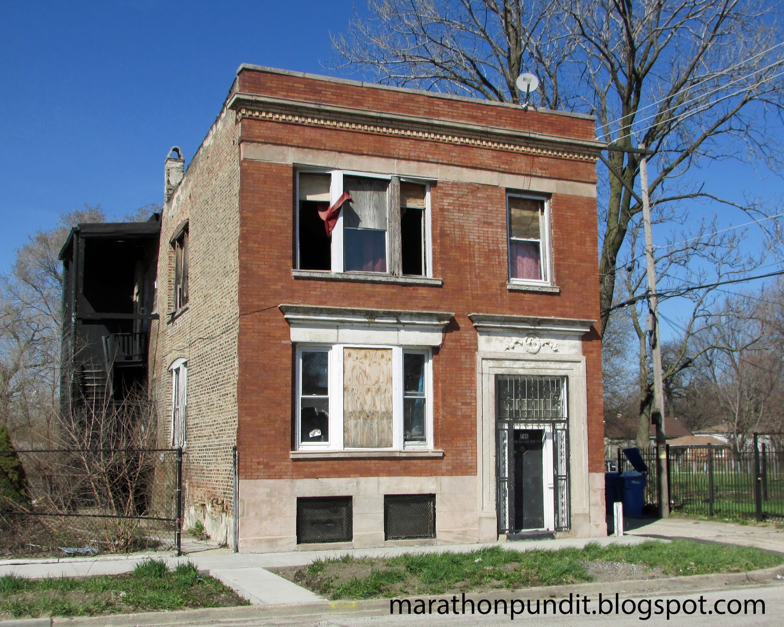 Marathon Pundit (Photos) The abandoned homes of Chicago's violent Back