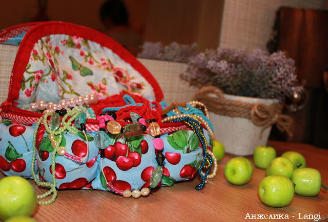 Шкатулка "Вишенка" Шкатулка "Вишенка"