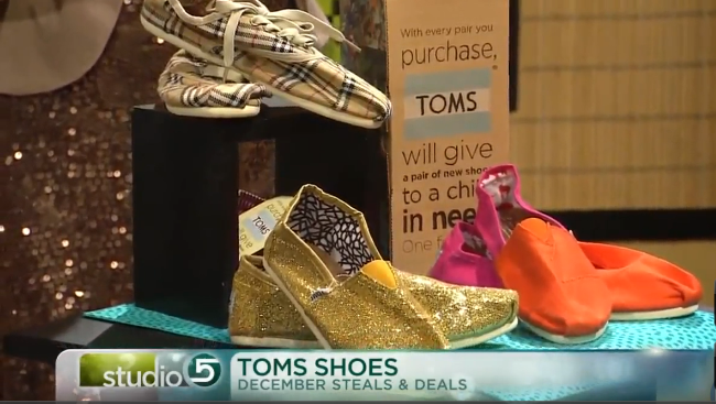 Discounted Apple products, $25 TOMS shoes, and more! December Steals ...
