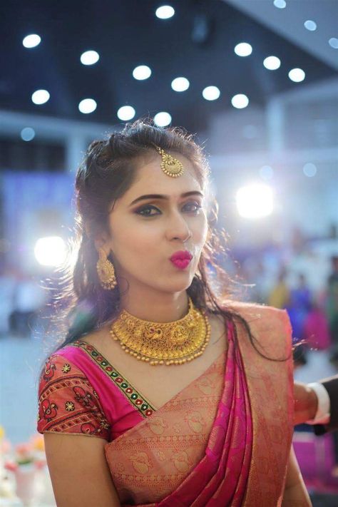 Traditional yet Trendy Wedding Jewelry Traditional yet Trendy Wedding Jewelry