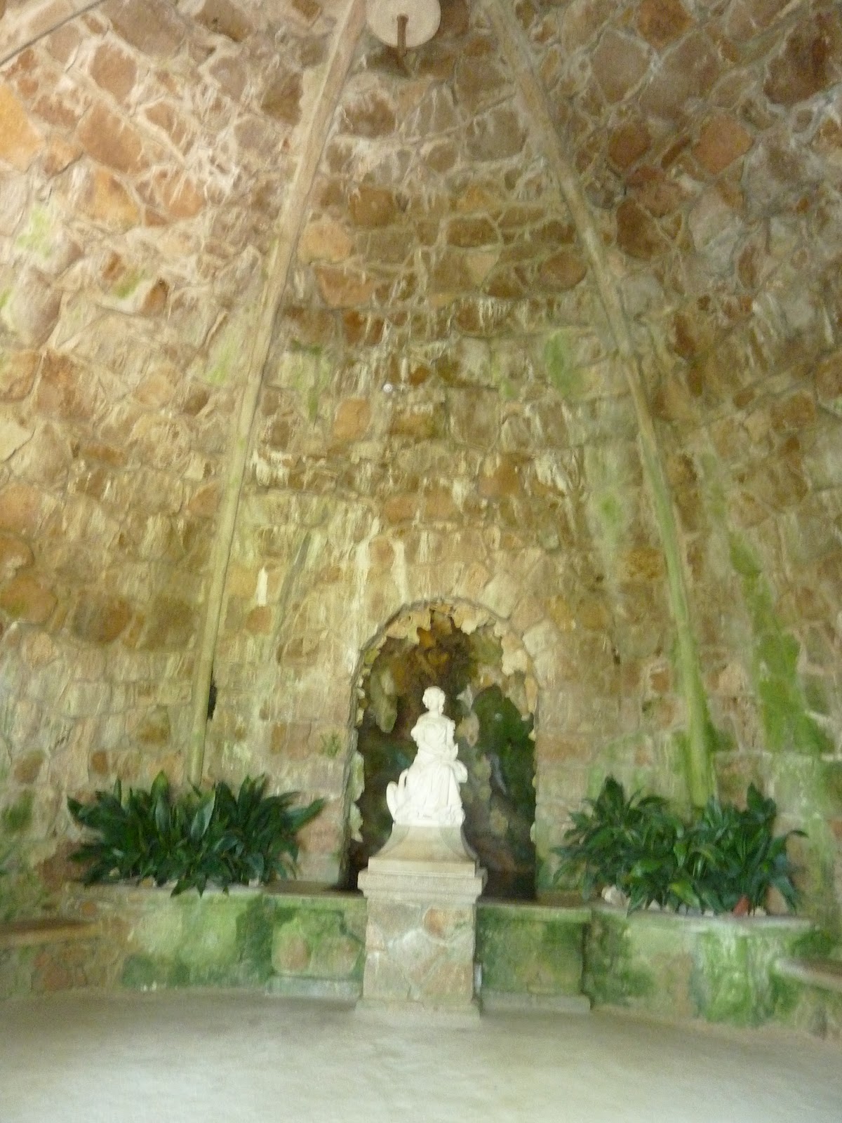 Am Bothan In Xanadu did Kubla Khan, A stately pleasuredome decree