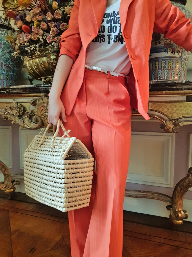 #powerdressing; #damski #garnitur; #torebkakoszyk; #garnitur w kolorze; #suit; #womansuit; #orangesuit