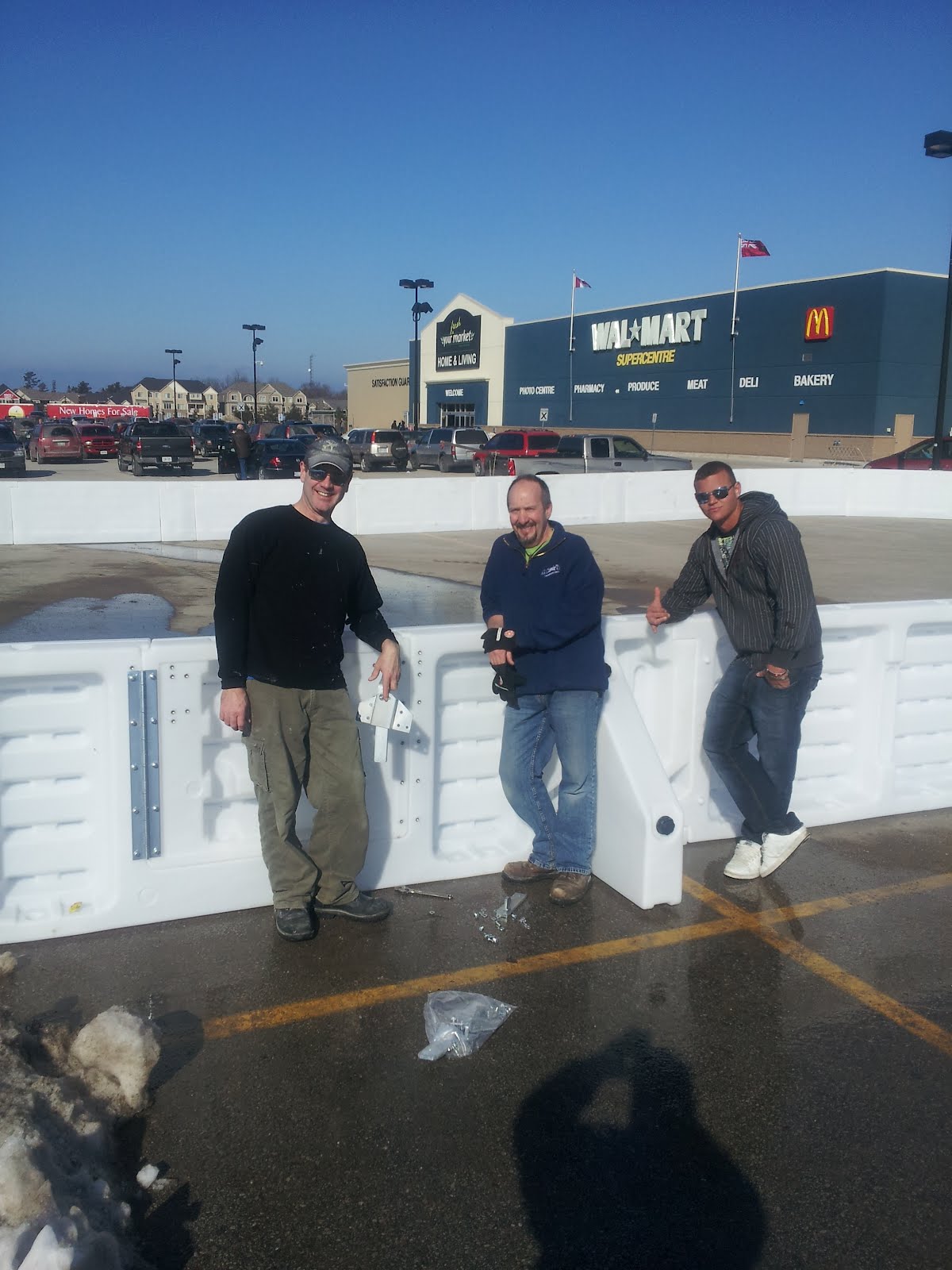 Beach Booster Wasaga Beach Snowman Mania Starts to get Ready with Ball