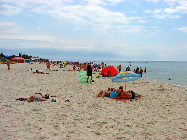 Пляж в Лазурном