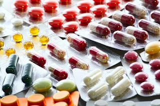 Có nên điều trị đau dạ dày bằng thuốc Tây y - Hỏi đáp Có nên điều trị đau dạ dày bằng thuốc Tây y - Hỏi đáp