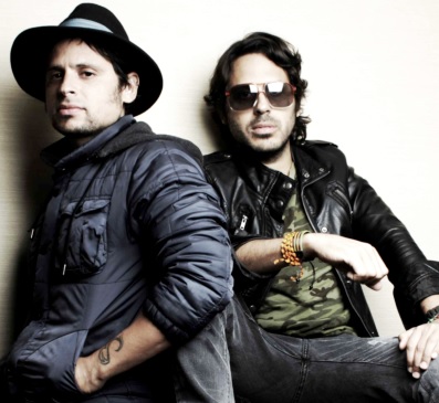 Servando y Florentino Foto de Servando y Florentino posando para fans