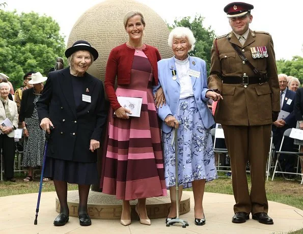 Countess Sophie of Wessex wore ROKSANDA dress. The Countess is Patron of The Nursing Memorial Appeal and Queen Alexandra’s Nursing Corps