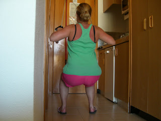 Gummiband%2Bp%25C3%25A5%2Bbalkongen%2Boch%2Bi%2Bhotellrummet%2B-%2BMallorca%2B%25286%2529 - Träning med gummiband och egen kroppsvikt