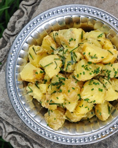 Finnish Summer Potato Salad made with new potatoes and a simple vinaigrette. Vegan, paleo, easy.