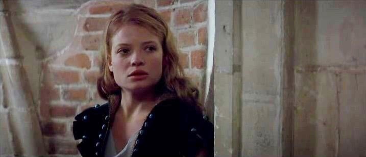 Films Et Séries Tv Avec Mélanie Thierry Movie and TV Cast Screencaps: Mélanie Thierry as Marie de Montpensier