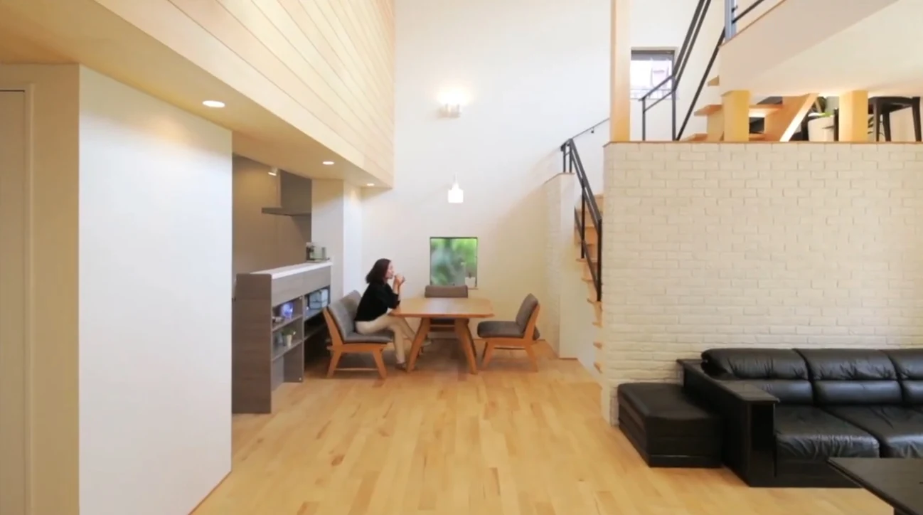 14 Photos vs. A Beautiful Modern Japanese Home Interior Design Tour