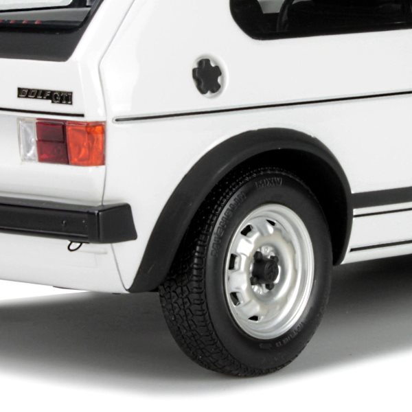 1:43! (e altro): dal 1° agosto la volkswagen golf gti mk.i di ... Vetrinetta espositiva per modellismo in scala
