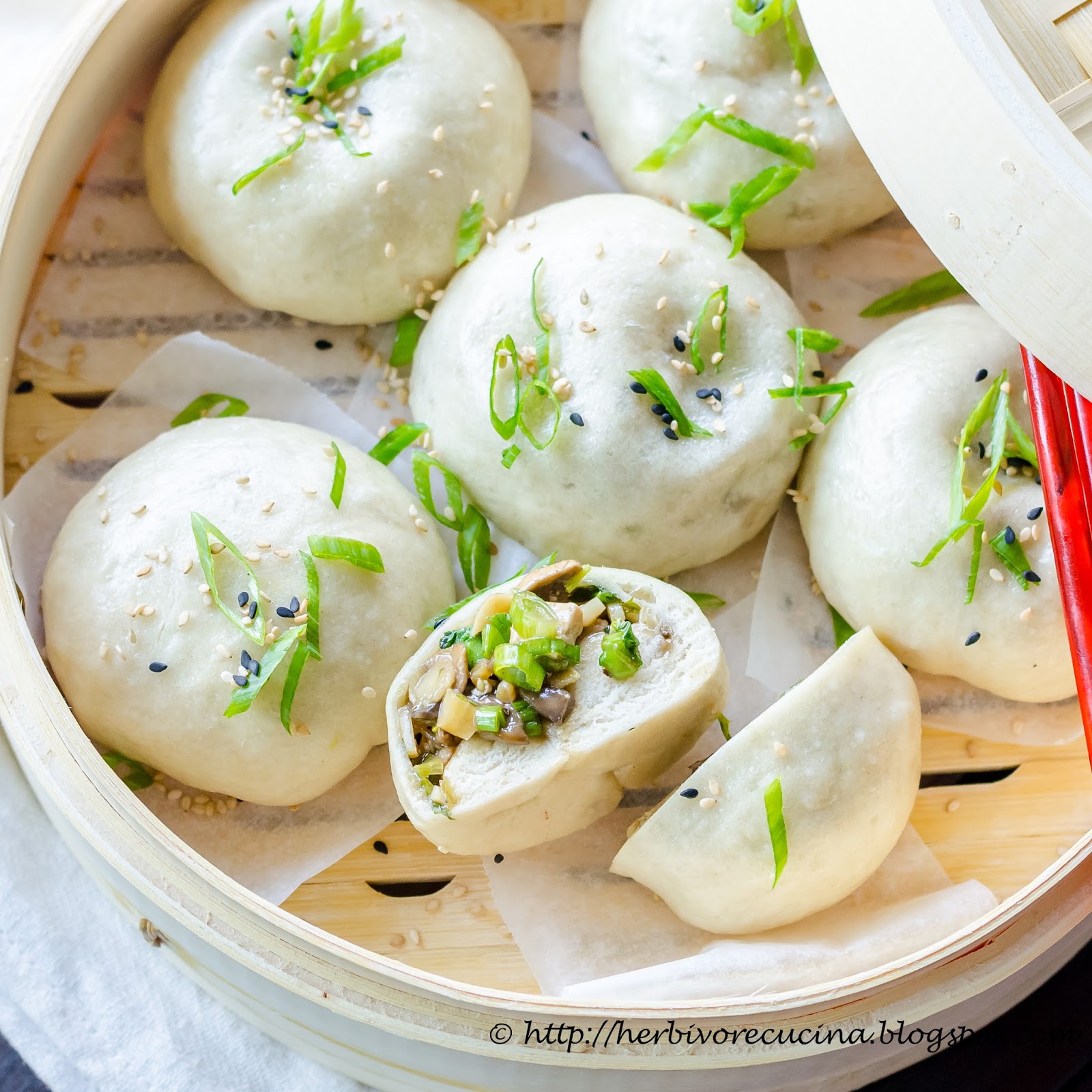 Herbivore Cucina: Steamed Dim Sum Buns