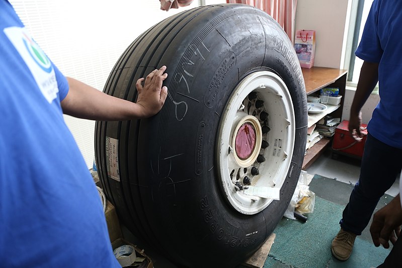 How are aircraft tires built? Aircraft Nerds