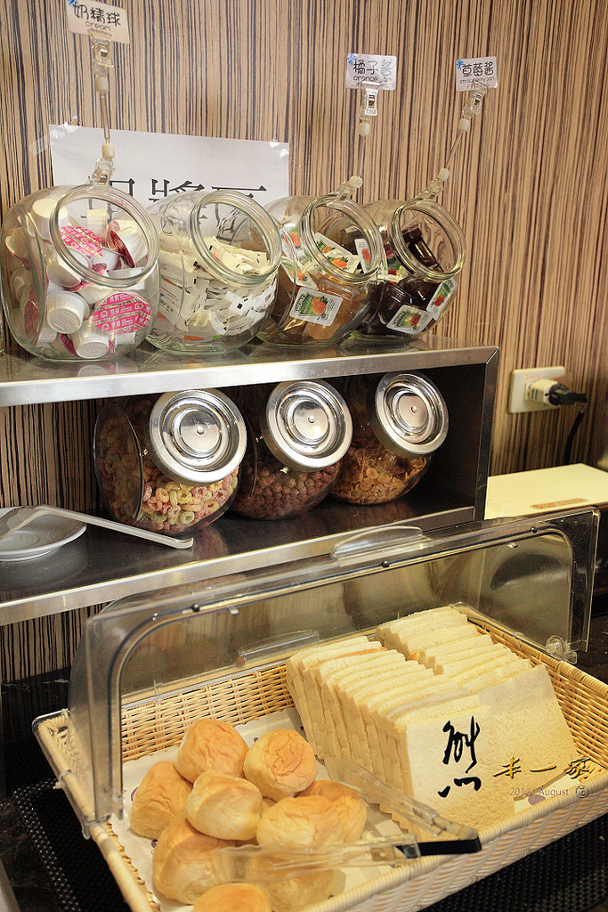 悠逸休閒旅館|原優館精品休閒旅館|林口住宿餐飲環境buffet早餐