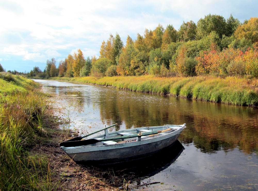 Рыбацкая лодка