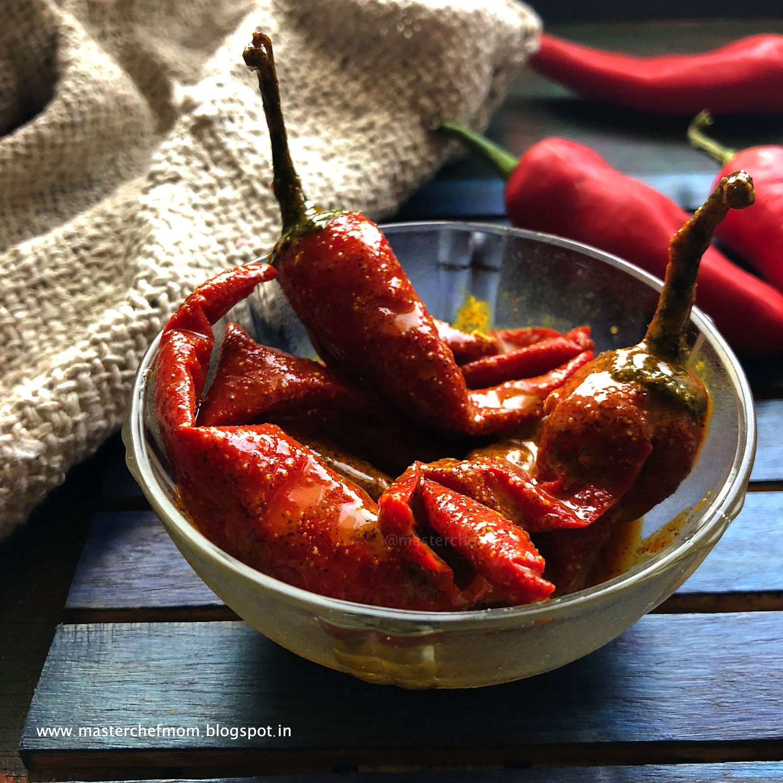 MASTERCHEFMOM Sivappu Milagai Oorugai Red Chilli Pickle Lal Mirch