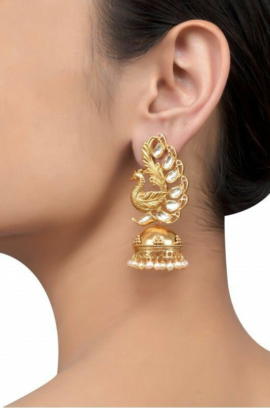 Classy gold earrings Clearance