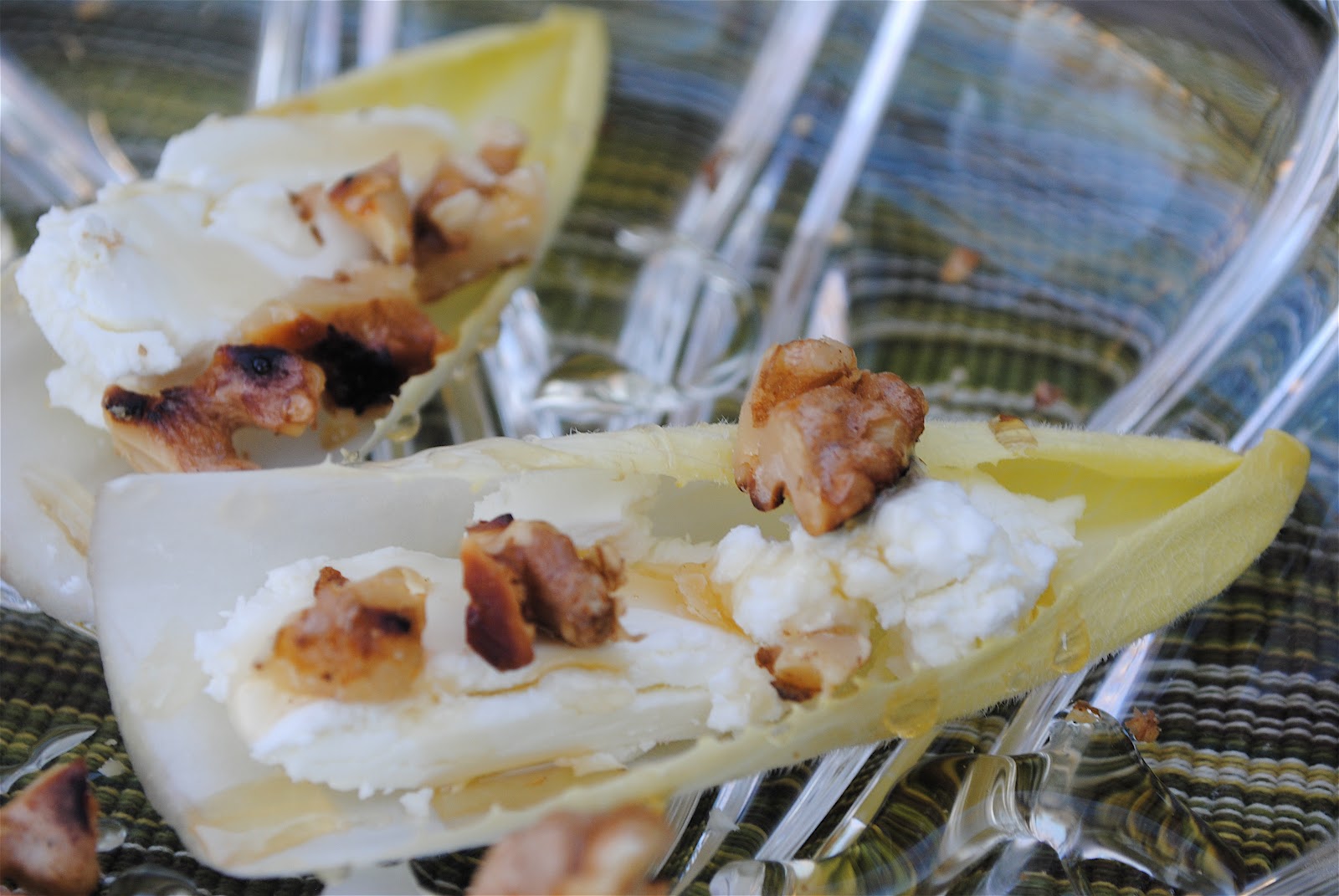 Recipe Doodle ENDIVE WITH GOAT CHEESE or BLUE CHEESE AND WALNUTS AND HONEY