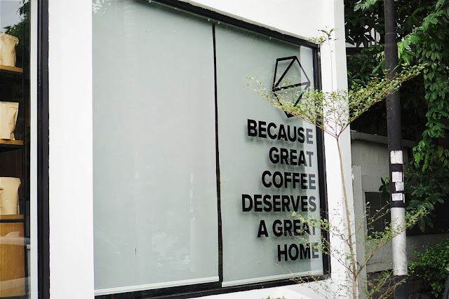simetri coffee roasters puri indah