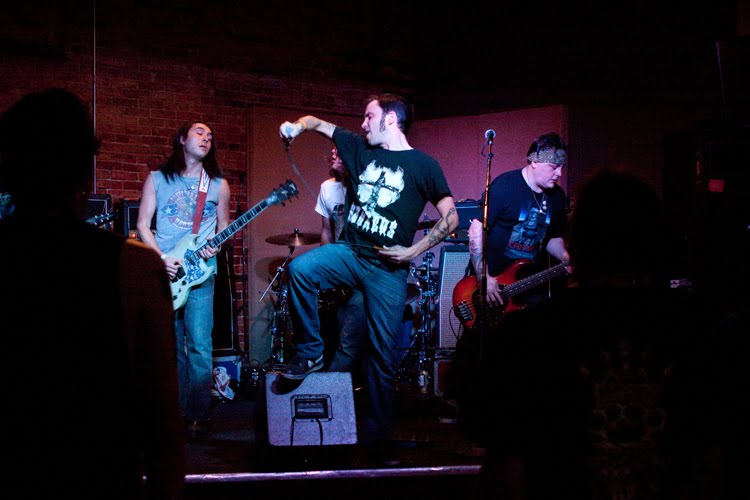 Greg Blobaum Photography: MF Ruckus/Killigans/Old Man Markley/A red window