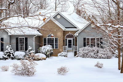 pixabay.com/en/winter-snow-scene-house-home-brick-670314