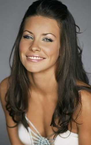 Adriana Lima Wedding Hairstyles For Medium Length Hair adriana-lima-wedding-hairstyles-for-medium-length-hair