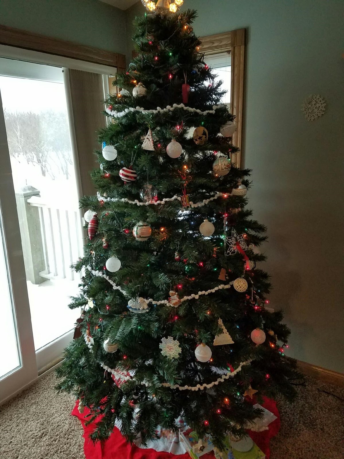 erin-s-crafty-endeavors-crocheted-popcorn-garland