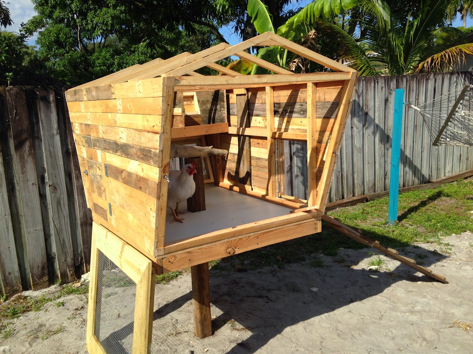 Very South Detroit The Chicken Coop..