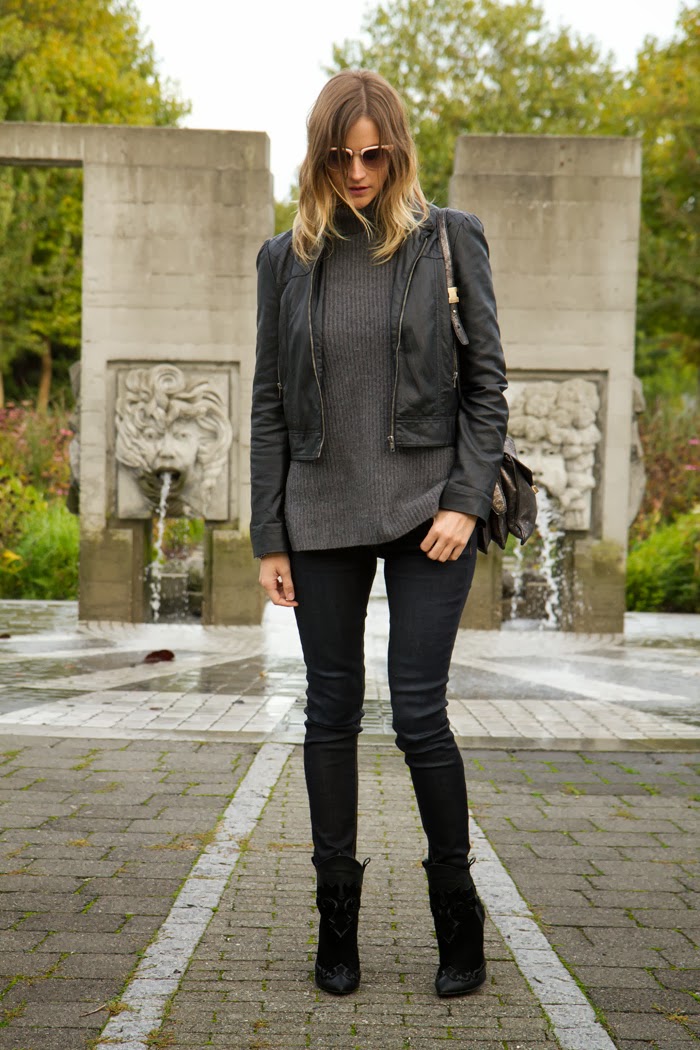 Vancouver Fashion Blogger, Alison Hutchinsons, wearing deep blue rag & bone skinny jeans, a grey turtleneck aritzia sweater, black leather jacket from forever 21, a silver botkier valentina bag, and black boots from zara 
