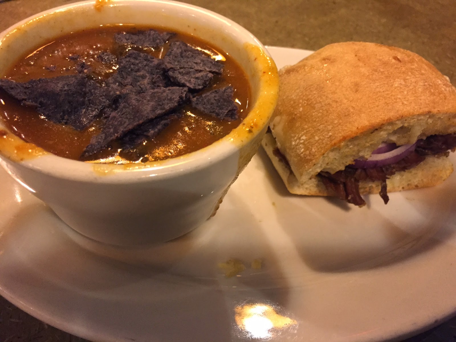 MARC JACOBS WEIGHT LOSS JOURNAL ON THE ROAD AGAIN