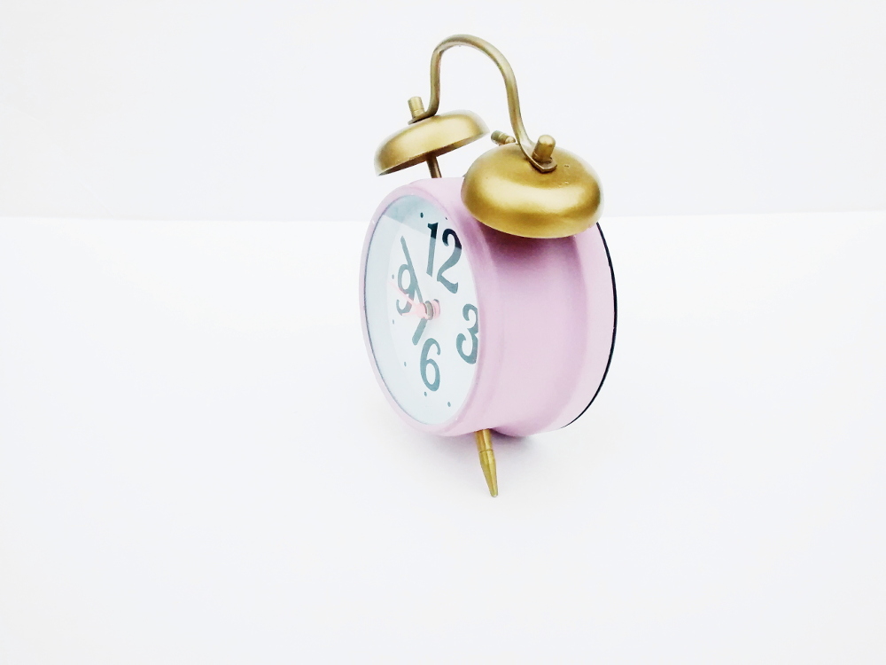 diy painted clock / exodus treasures