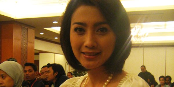 4 Tahun Vakum, Desy Ratnasari Akting Lagi | Berita Nasional