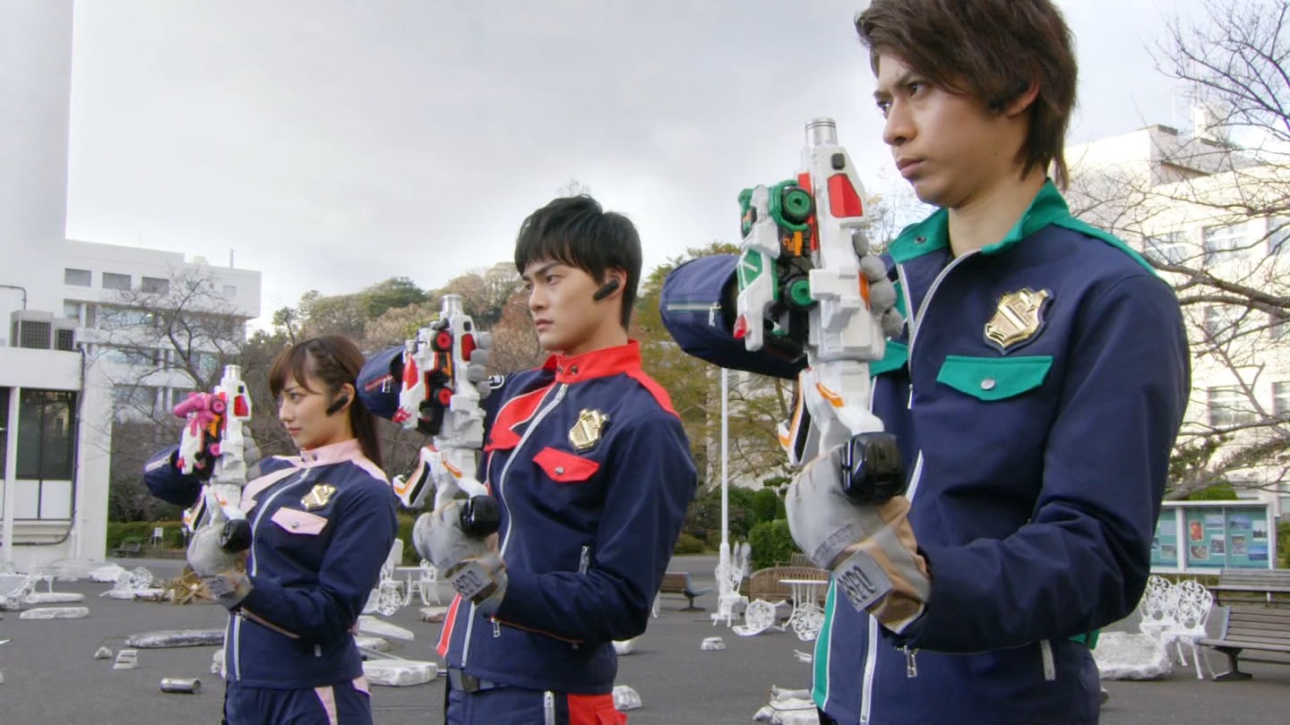 My Shiny Toy Robots Series Review Kaitou Sentai Lupinranger Vs Keisatsu Sentai Patranger Lupin ranger vs pat ranger special episode part2. kaitou sentai lupinranger vs keisatsu