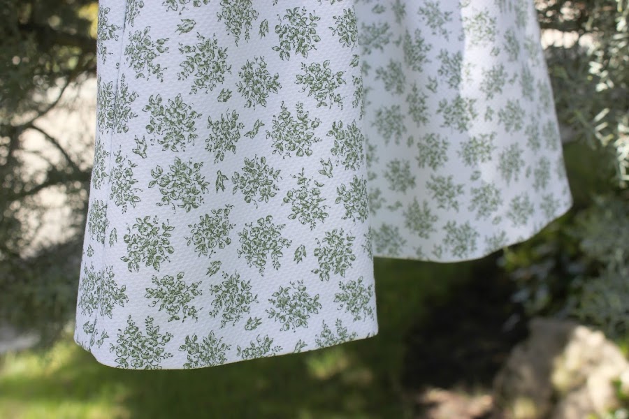 DIY Ropa de bebé: Vestido de flores y mangas de globo. patrón gratis