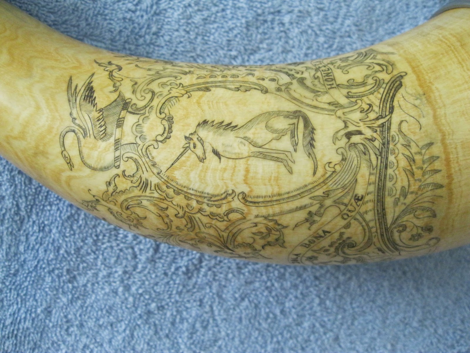 Contemporary Makers Philadelphia Screw Tip Powder Horn by John Proud