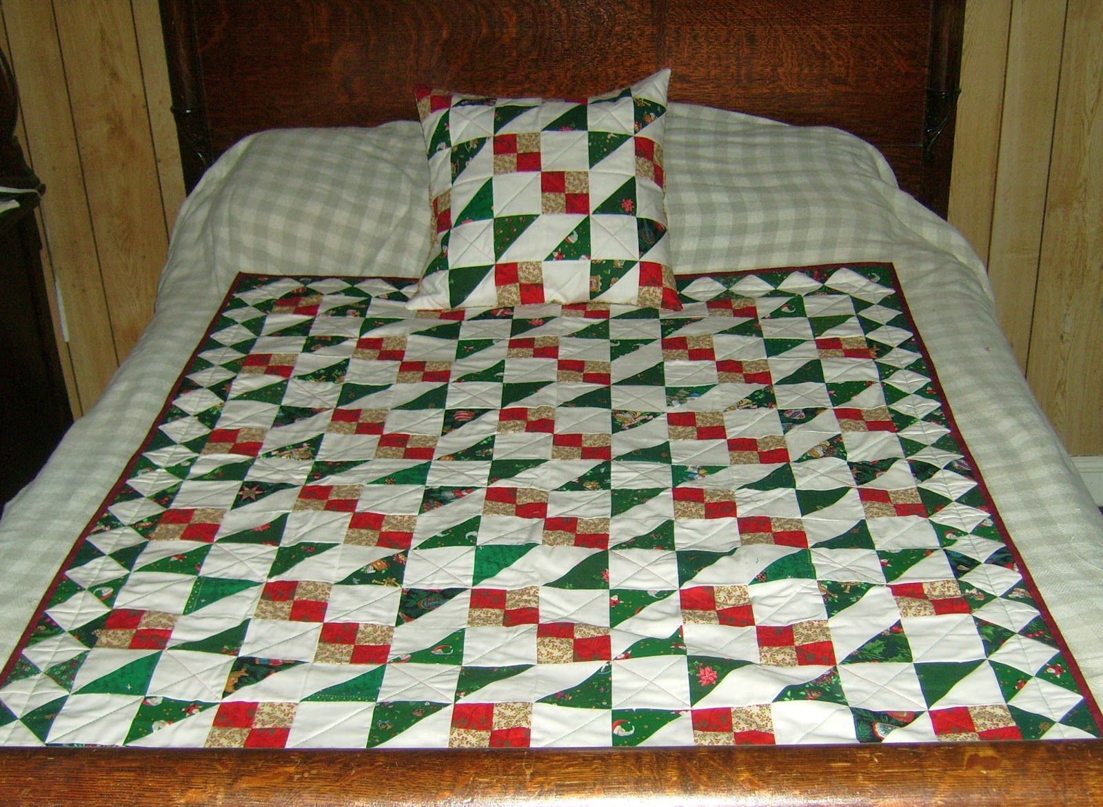 VROOMANS QUILTS Christmas Quilt Along August
