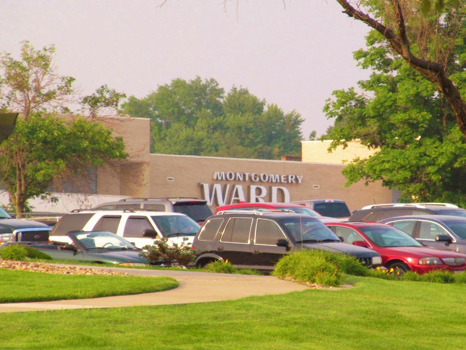 Trip to the Mall Metro North Mall (Kansas City, MO)