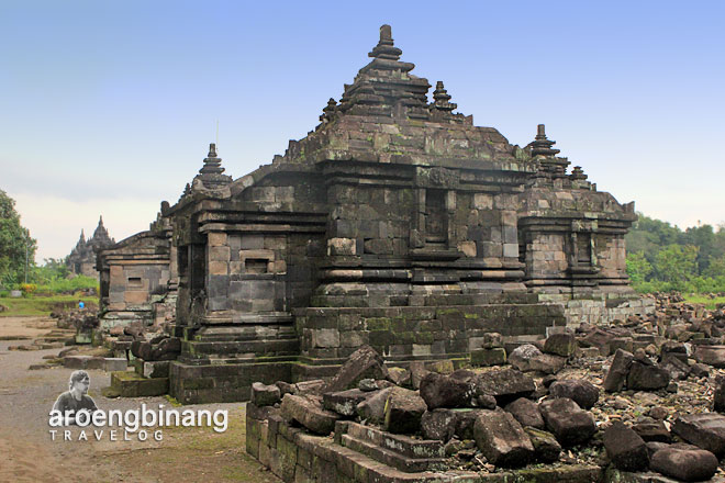 candi plaosan kidul klaten