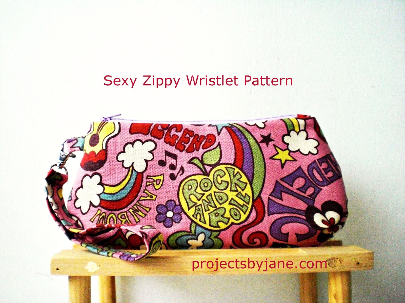 free wristlet pattern pdf